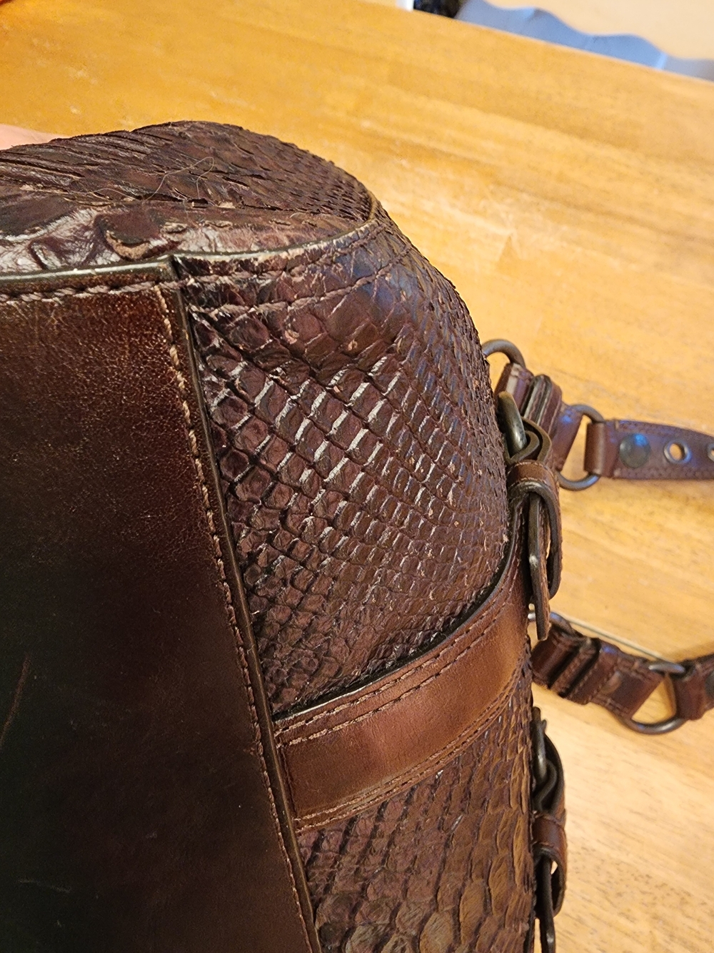 2007 limited edition Coach Chelsea Satchel featuring dark brown python-embossed - Picture 16 of 16